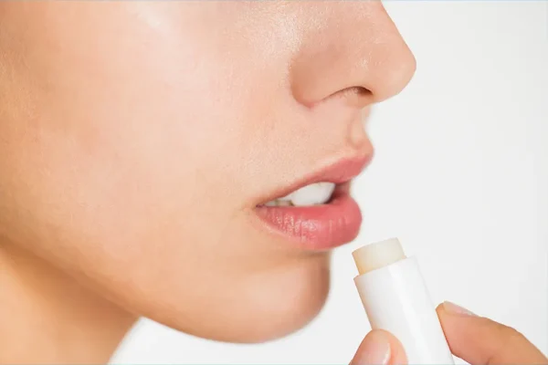 Herpes Labialis (Cold Sore) Management with Lysine Supplements